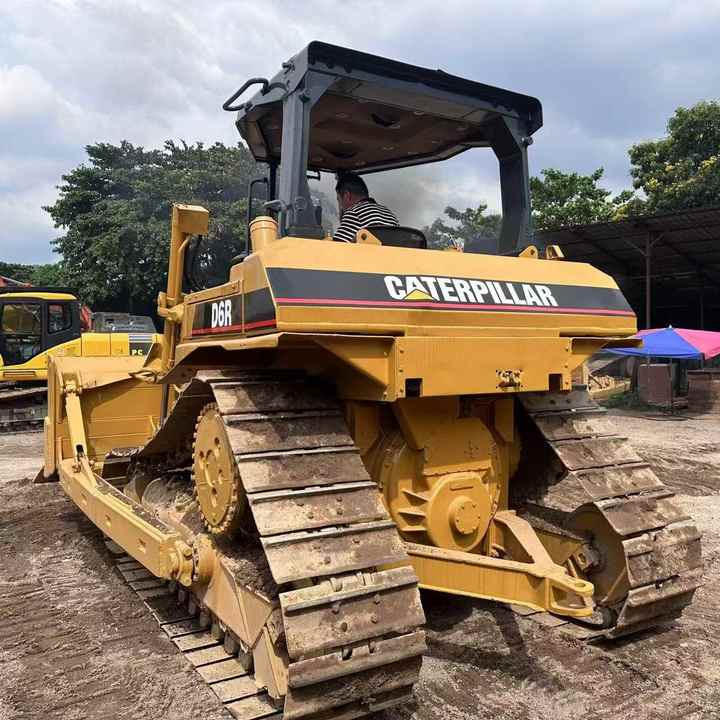 Original Caterpillar D6r Bulldozer Used Caterpillar D5 D6 D7 Bulldozer on Sale High Quality Caterpillar D6r Bulldozer - Bulldozer: picture 2 Original Caterpillar D6r Bulldozer Used Caterpillar D5 D6 D7 Bulldozer on Sale High Quality Caterpillar D6r Bulldozer - Bulldozer: picture 2