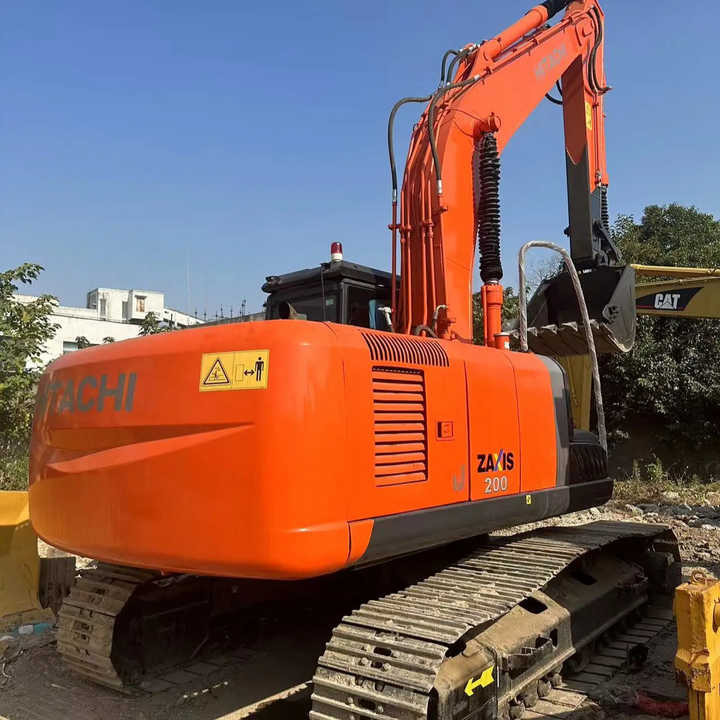 Original Japan Hitachi ZX200-3 Excavator Hitachi Excavator in Low Price for Hot Sale - Crawler excavator: picture 2 Original Japan Hitachi ZX200-3 Excavator Hitachi Excavator in Low Price for Hot Sale - Crawler excavator: picture 2