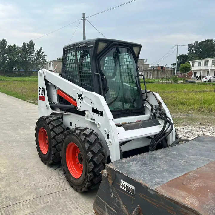 Used Bob Cat Bob Cat S160 Used Mini Skid Steer Wheel Loader Multifunctional Track Loaders Bobcat S160 2.7 Ton - Wheel loader: picture 1 Used Bob Cat Bob Cat S160 Used Mini Skid Steer Wheel Loader Multifunctional Track Loaders Bobcat S160 2.7 Ton - Wheel loader: picture 1