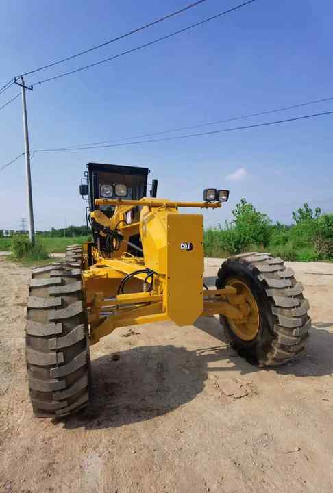 Used Caterpillar CAT 140k Land Road Motor Grader CAT140k Used Grader Cheap Price for Sale - Grader: picture 3 Used Caterpillar CAT 140k Land Road Motor Grader CAT140k Used Grader Cheap Price for Sale - Grader: picture 3