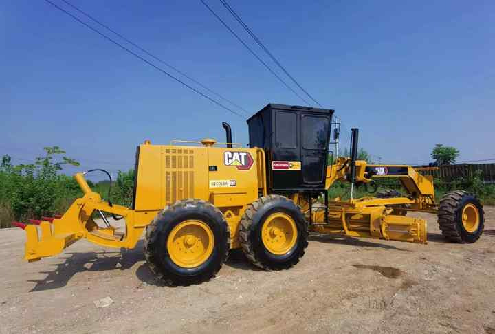 Used Caterpillar CAT 140k Land Road Motor Grader CAT140k Used Grader Cheap Price for Sale - Grader: picture 4 Used Caterpillar CAT 140k Land Road Motor Grader CAT140k Used Grader Cheap Price for Sale - Grader: picture 4