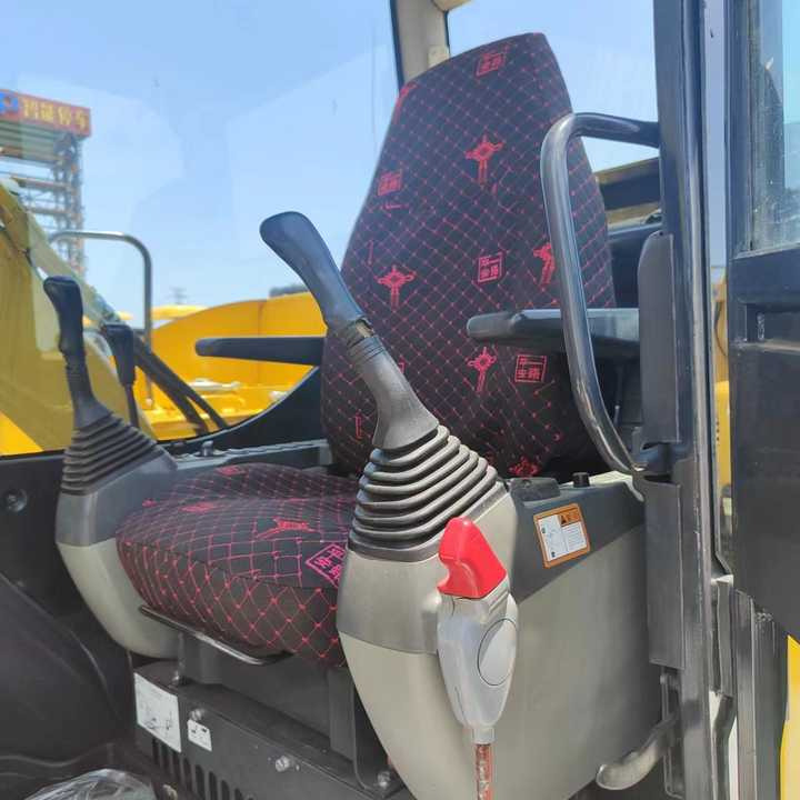 Used Excavator KOMATSU PC70-8 Construction Machinery Excavator PC70-8 PC60 PC70 Excavators for Sale at Negotiable Price - Excavator: picture 5 Used Excavator KOMATSU PC70-8 Construction Machinery Excavator PC70-8 PC60 PC70 Excavators for Sale at Negotiable Price - Excavator: picture 5