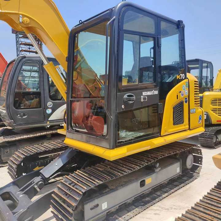 Used Excavator KOMATSU PC70-8 Construction Machinery Excavator PC70-8 PC60 PC70 Excavators for Sale at Negotiable Price - Excavator: picture 1 Used Excavator KOMATSU PC70-8 Construction Machinery Excavator PC70-8 PC60 PC70 Excavators for Sale at Negotiable Price - Excavator: picture 1