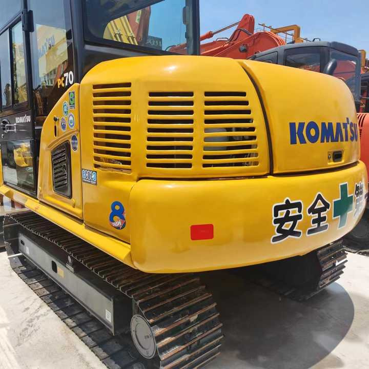 Used Excavator KOMATSU PC70-8 Construction Machinery Excavator PC70-8 PC60 PC70 Excavators for Sale at Negotiable Price - Excavator: picture 3 Used Excavator KOMATSU PC70-8 Construction Machinery Excavator PC70-8 PC60 PC70 Excavators for Sale at Negotiable Price - Excavator: picture 3