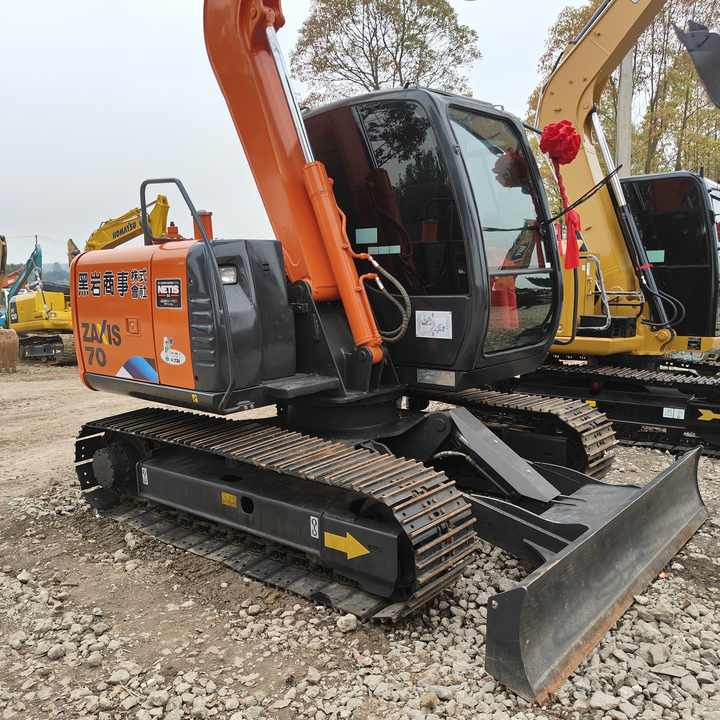 Used HITACHI ZX-70 - Excavator: picture 1 Used HITACHI ZX-70 - Excavator: picture 1