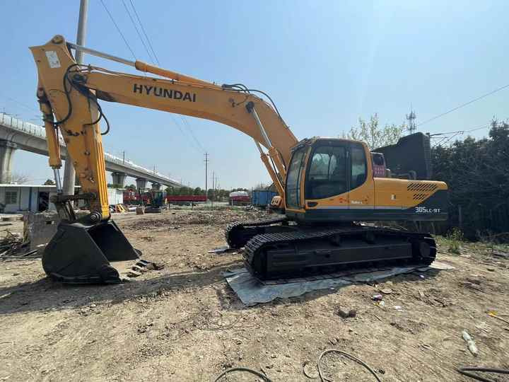 Used HYUNDAI 305LC-9T Crawler Excavator with good performance Hyundai30 tons earthmoving machinery with low price on-sale - Crawler excavator: picture 5 Used HYUNDAI 305LC-9T Crawler Excavator with good performance Hyundai30 tons earthmoving machinery with low price on-sale - Crawler excavator: picture 5