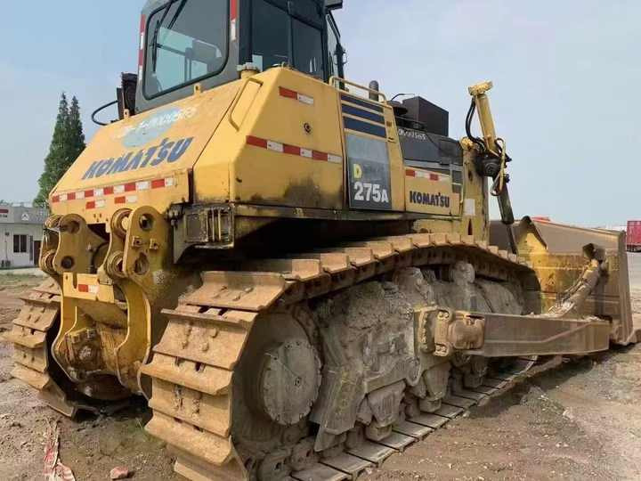 Used Large Komatsu 275 Bulldozer Komatsu D275A-5 Bulldozer Original Paint Strong Power in Very Good Condition Low Price for Sale - Bulldozer: picture 4 Used Large Komatsu 275 Bulldozer Komatsu D275A-5 Bulldozer Original Paint Strong Power in Very Good Condition Low Price for Sale - Bulldozer: picture 4