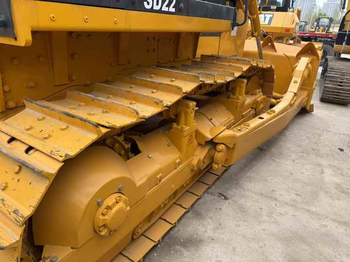 Used Shantui SD22 New Model Bulldozer Second Hand Machine Popular Brand Shantui Hydraulic Machinery - Bulldozer: picture 4 Used Shantui SD22 New Model Bulldozer Second Hand Machine Popular Brand Shantui Hydraulic Machinery - Bulldozer: picture 4