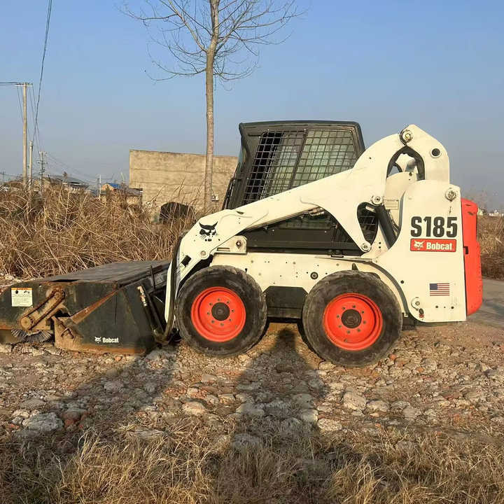 Used bobcat s185 skid steer loader on sale 100% excellent condition bobcat brand s185 s300 s550 s16 s18 skid steer sale - Skid steer loader: picture 1 Used bobcat s185 skid steer loader on sale 100% excellent condition bobcat brand s185 s300 s550 s16 s18 skid steer sale - Skid steer loader: picture 1