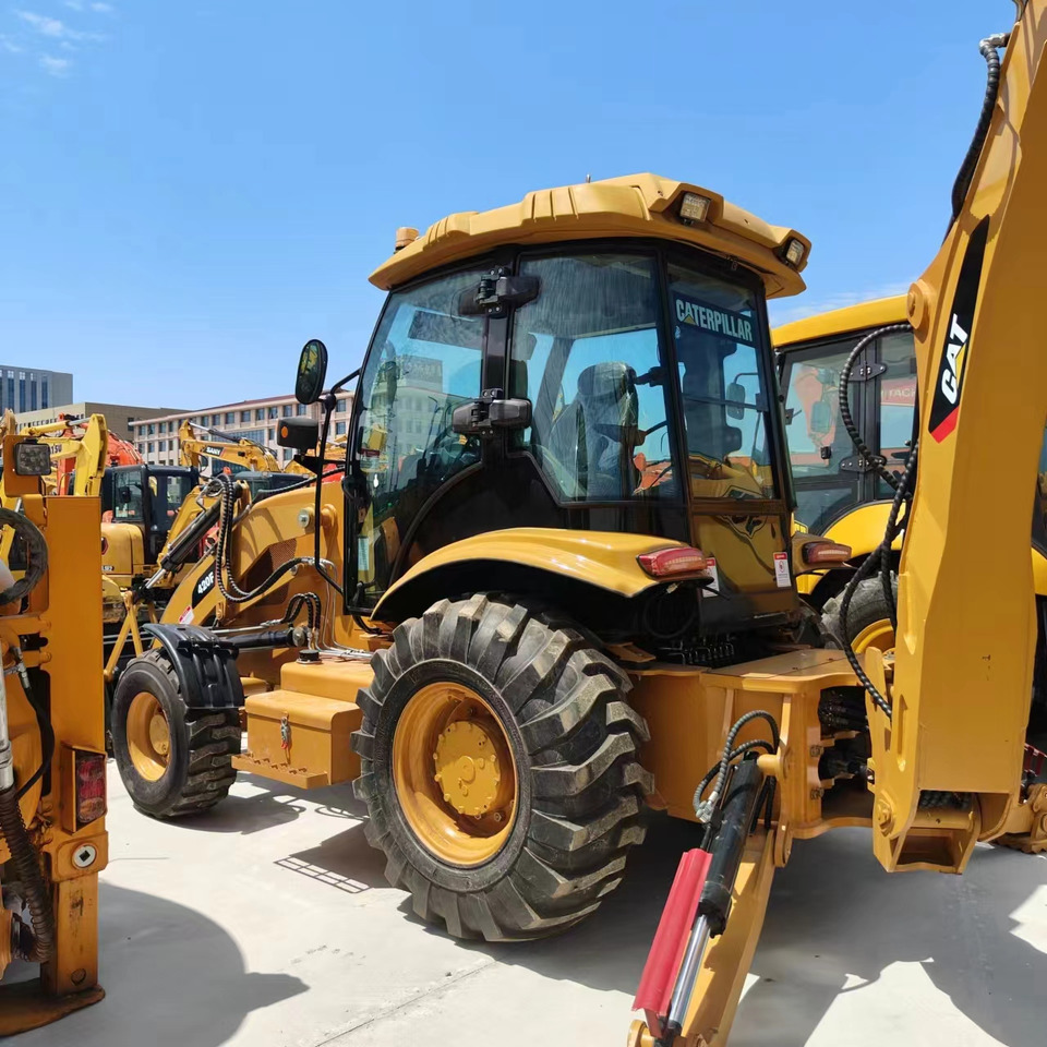 CATERPILLAR 420F - Backhoe loader: picture 2 CATERPILLAR 420F - Backhoe loader: picture 2