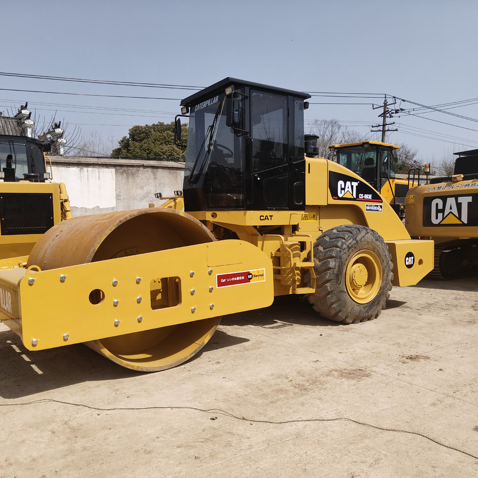 CATERPILLAR 683E - Road roller: picture 4 CATERPILLAR 683E - Road roller: picture 4
