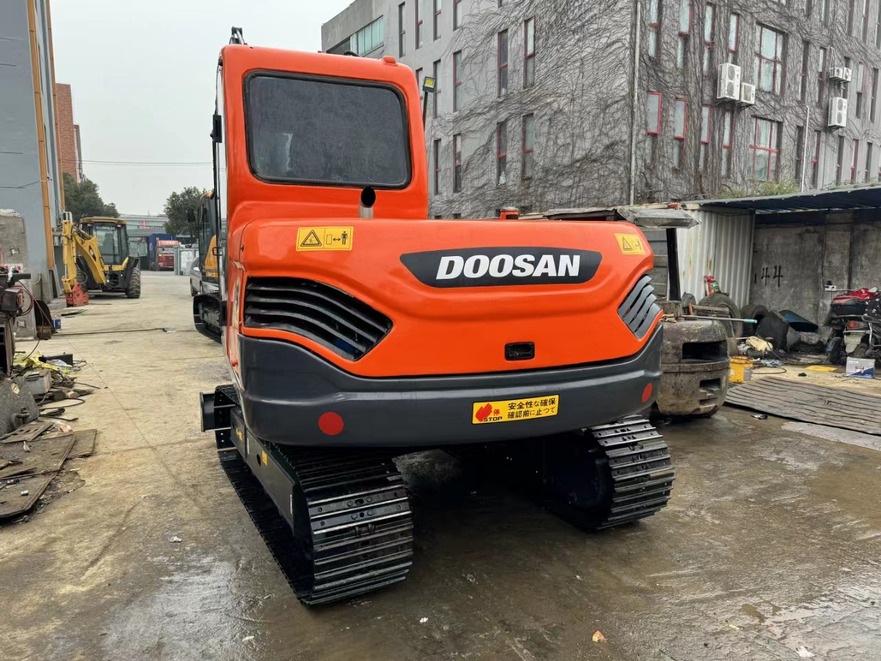 DOOSAN DX75-9C - Crawler excavator: picture 3 DOOSAN DX75-9C - Crawler excavator: picture 3