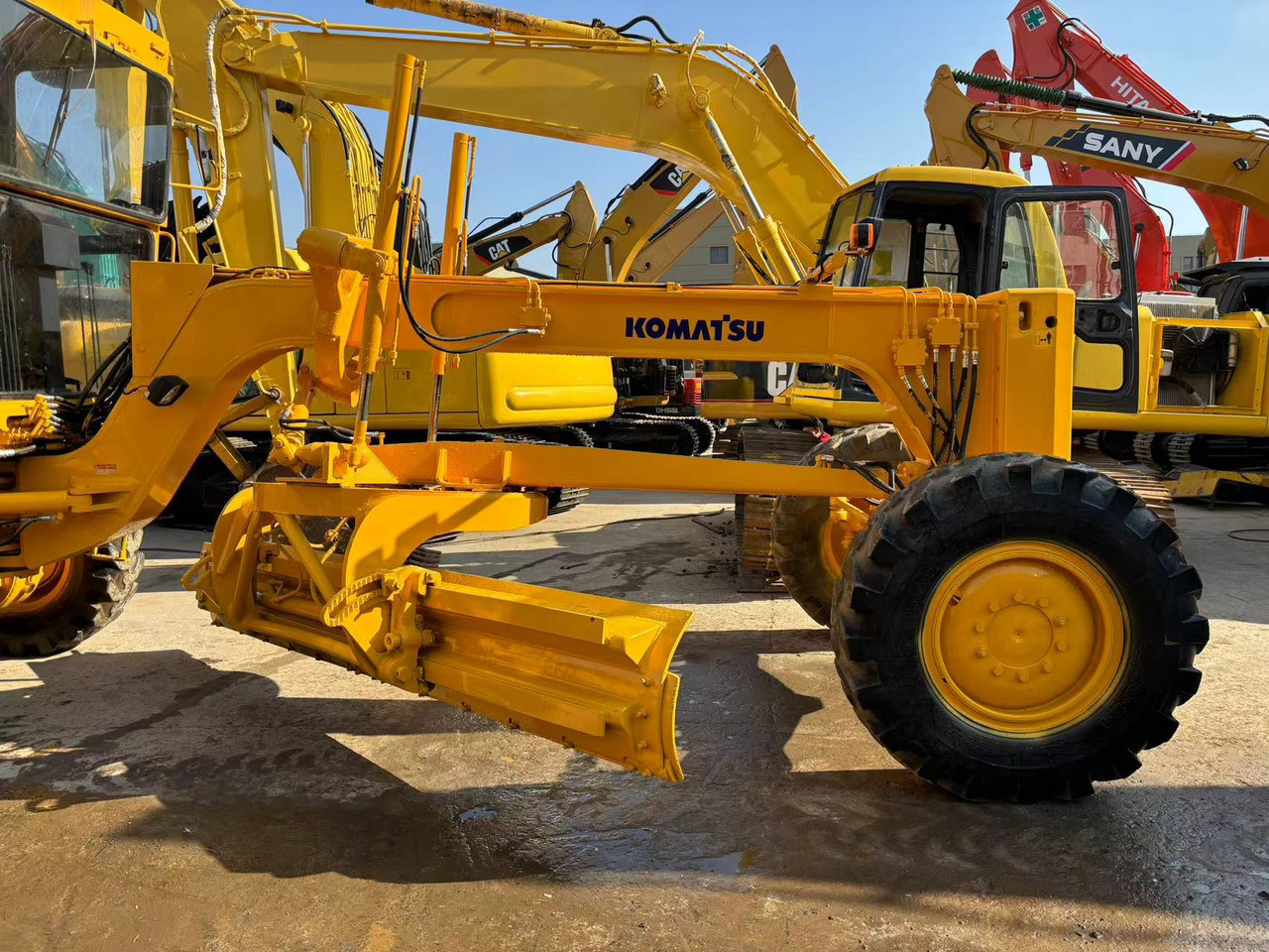KOMATSU GD511 - Grader: picture 3 KOMATSU GD511 - Grader: picture 3