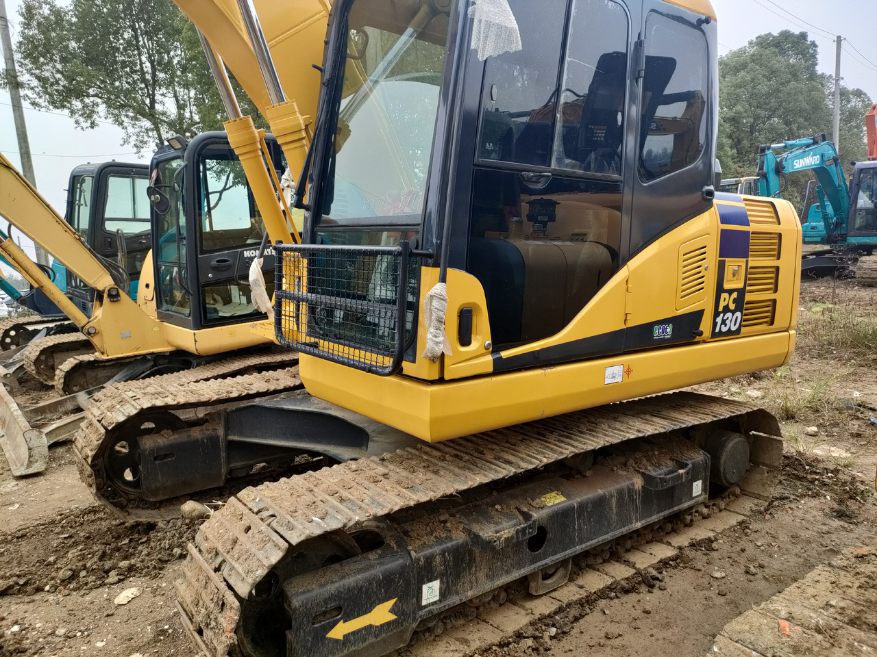 KOMATSU PC130-7 - Wheel excavator: picture 4 KOMATSU PC130-7 - Wheel excavator: picture 4