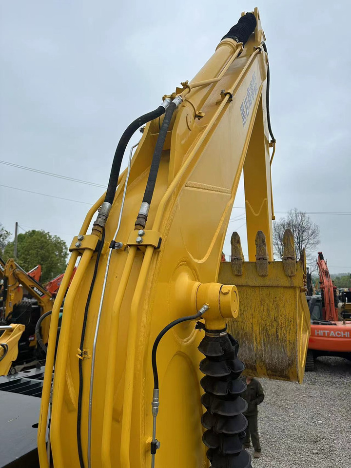 KOMATSU PC130-7 - Crawler excavator: picture 3 KOMATSU PC130-7 - Crawler excavator: picture 3