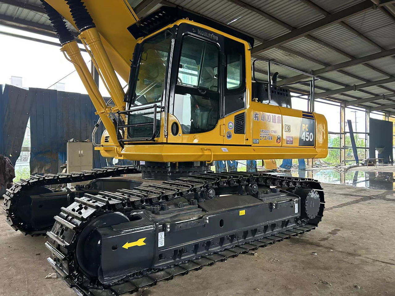 KOMATSU PC450-8 - Crawler excavator: picture 2 KOMATSU PC450-8 - Crawler excavator: picture 2