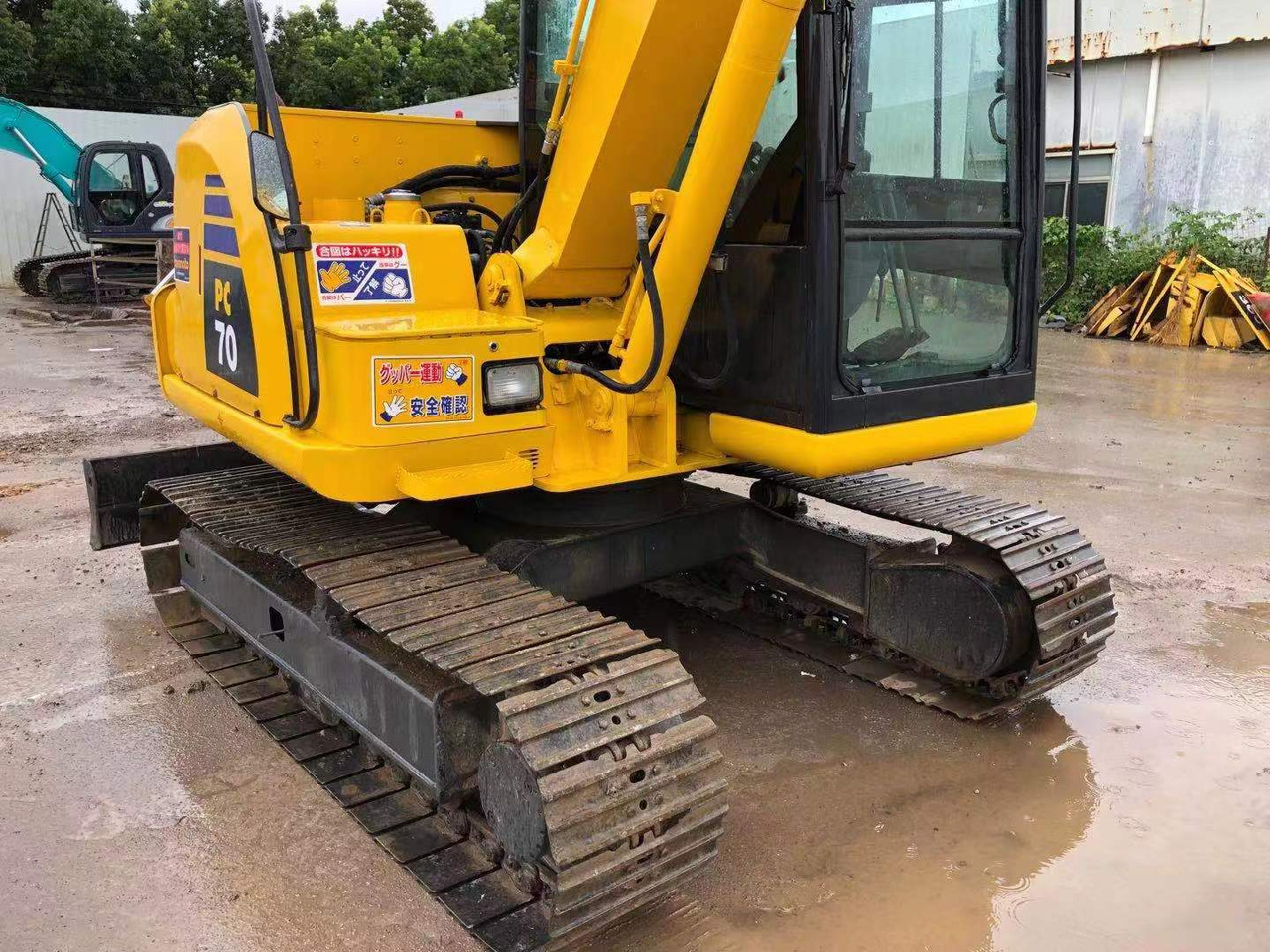 KOMATSU PC70-8 - Crawler excavator: picture 4 KOMATSU PC70-8 - Crawler excavator: picture 4