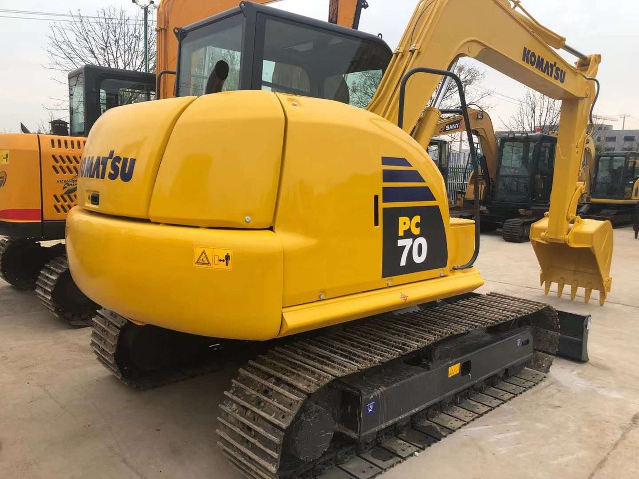 KOMATSU PC70-8 - Crawler excavator: picture 2 KOMATSU PC70-8 - Crawler excavator: picture 2