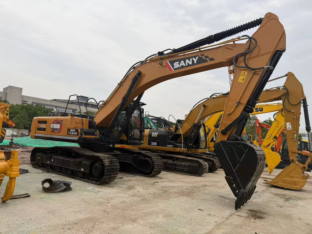 SANY SY365H - Crawler excavator: picture 5 SANY SY365H - Crawler excavator: picture 5