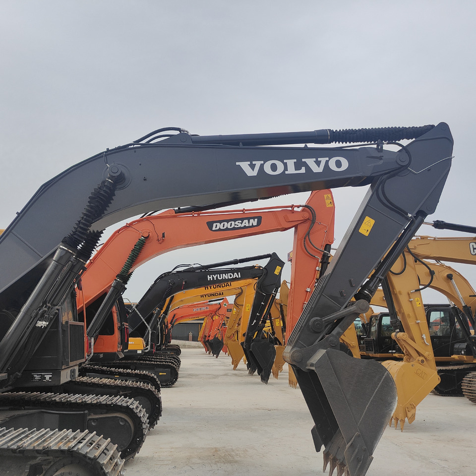 VOLVO EC210 - Crawler excavator: picture 3 VOLVO EC210 - Crawler excavator: picture 3