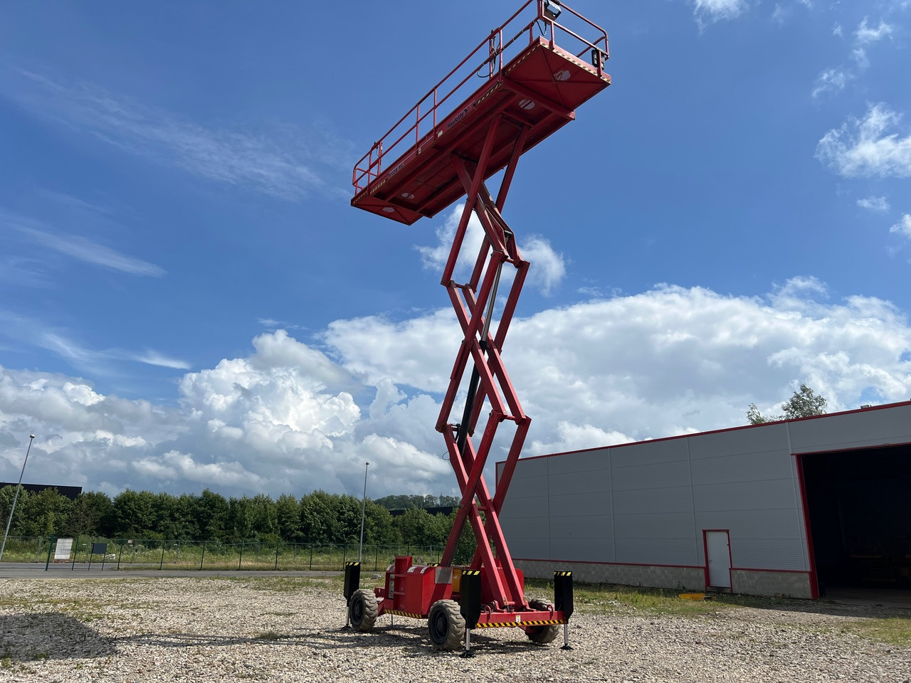 Scissor lift HAULOTTE H12SXL: picture 31
