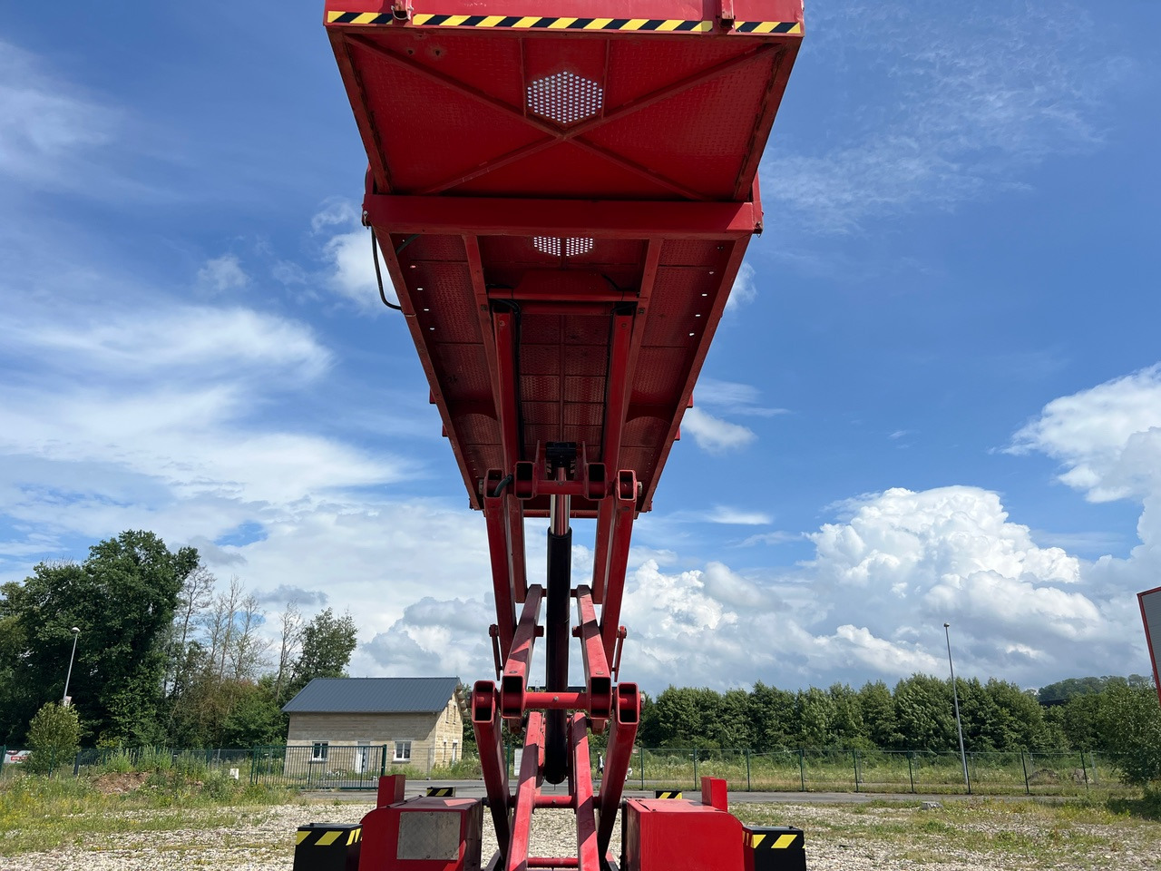 Scissor lift HAULOTTE H12SXL: picture 16