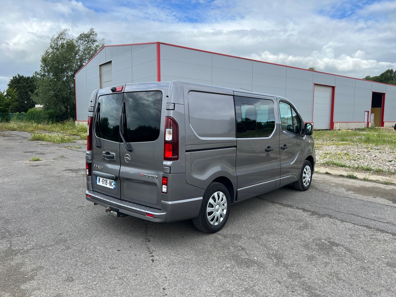 OPEL Vivaro 5 Places L1H1 Grand Confort 146ch 1.6 CDTI - Combi van: picture 2 OPEL Vivaro 5 Places L1H1 Grand Confort 146ch 1.6 CDTI - Combi van: picture 2