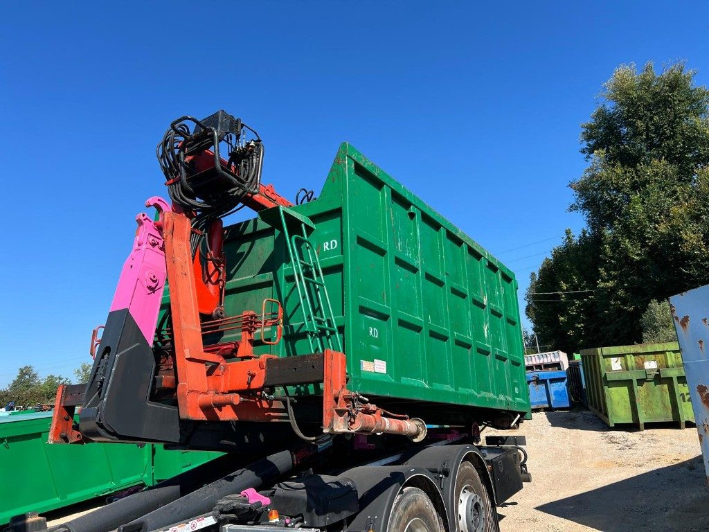 CONTAINER SCARRABILE USATO A CIELO APERTO CON GRU - Roll-off container: picture 1 CONTAINER SCARRABILE USATO A CIELO APERTO CON GRU - Roll-off container: picture 1