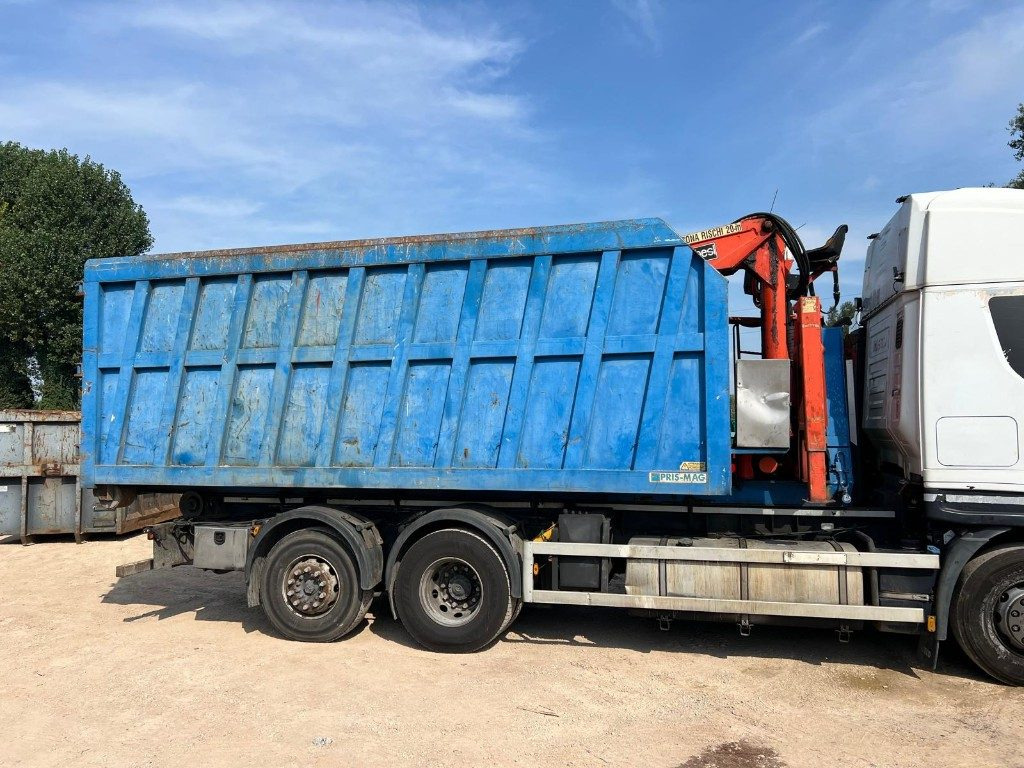 CONTAINER SCARRABILE USATO A CIELO APERTO CON GRU - Roll-off container: picture 2 CONTAINER SCARRABILE USATO A CIELO APERTO CON GRU - Roll-off container: picture 2