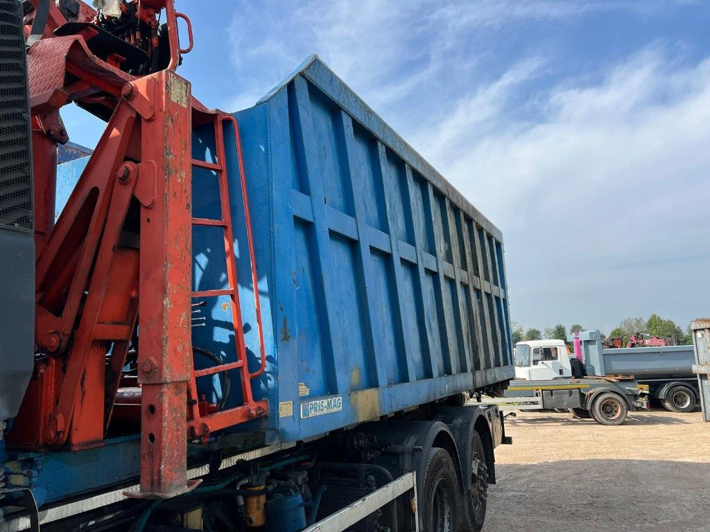 CONTAINER SCARRABILE USATO A CIELO APERTO CON GRU - Roll-off container: picture 3 CONTAINER SCARRABILE USATO A CIELO APERTO CON GRU - Roll-off container: picture 3
