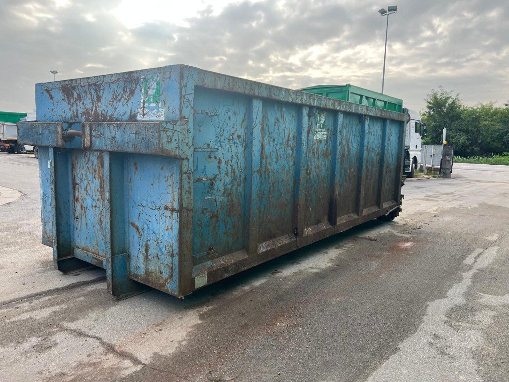 CONTAINER SCARRABILE USATO A CIELO APERTO - Roll-off container: picture 4 CONTAINER SCARRABILE USATO A CIELO APERTO - Roll-off container: picture 4