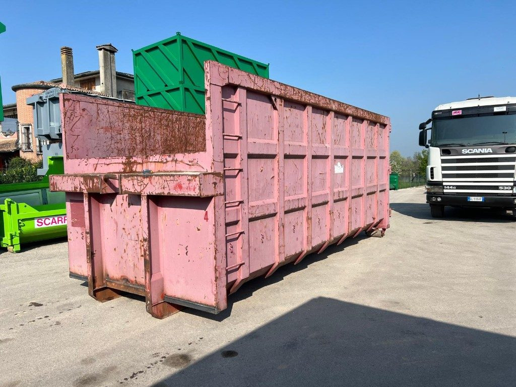 CONTAINER SCARRABILE USATO A CIELO APERTO - Roll-off container: picture 1 CONTAINER SCARRABILE USATO A CIELO APERTO - Roll-off container: picture 1
