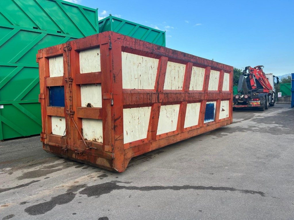 CONTAINER SCARRABILE USATO A CIELO APERTO - Roll-off container: picture 3 CONTAINER SCARRABILE USATO A CIELO APERTO - Roll-off container: picture 3