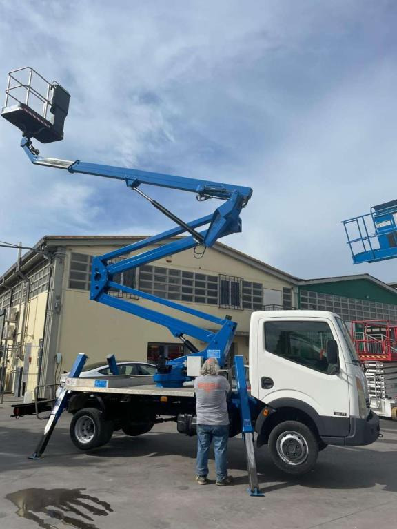 CTE Z19 - Truck mounted aerial platform: picture 1 CTE Z19 - Truck mounted aerial platform: picture 1