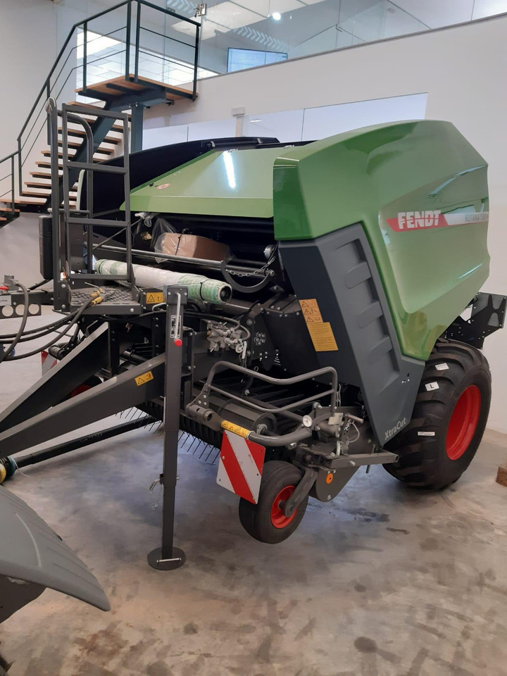 Fendt Rotana 130 F - Hay and forage equipment: picture 4 Fendt Rotana 130 F - Hay and forage equipment: picture 4