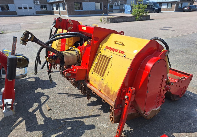 Seppi MMidisoil 250 - Forestry mulcher: picture 5 Seppi MMidisoil 250 - Forestry mulcher: picture 5