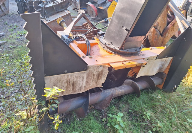 WestbjörnS2450 - Snow blower: picture 4 WestbjörnS2450 - Snow blower: picture 4