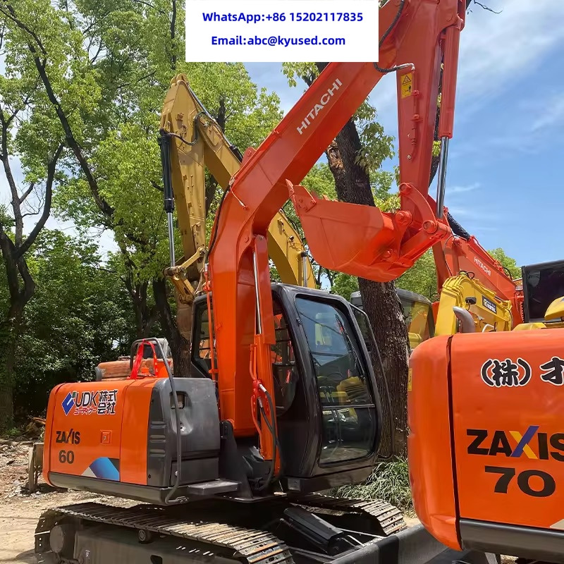 Excavator HITACHI ZX60: picture 14