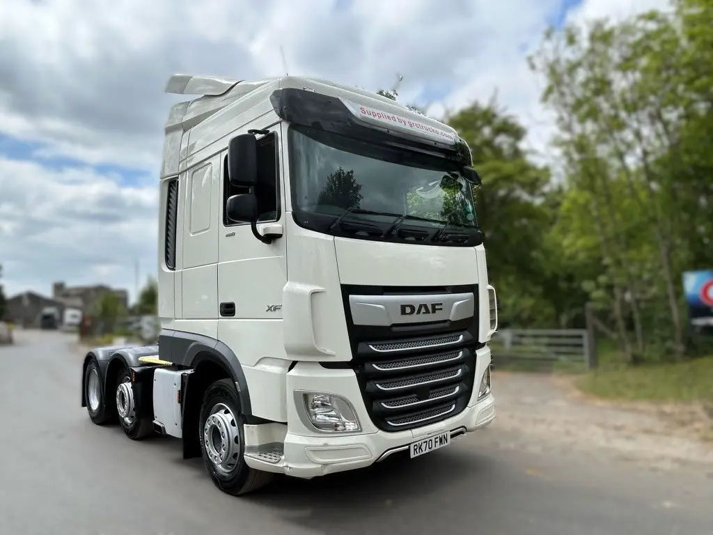 DAF XF 105 - Tractor unit: picture 1 DAF XF 105 - Tractor unit: picture 1