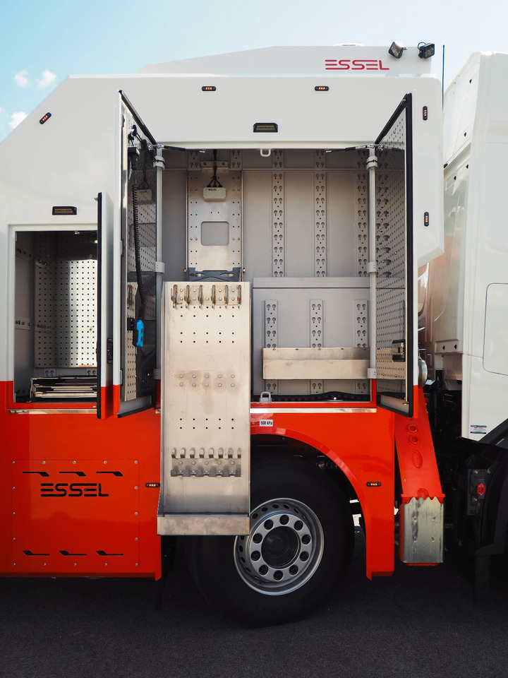 Leasing of  DAF XF 530 NEW T-REX DAF white DAF XF 530 NEW T-REX DAF white: picture 7