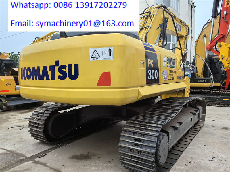 Komatsu PC300 - Crawler excavator: picture 3 Komatsu PC300 - Crawler excavator: picture 3