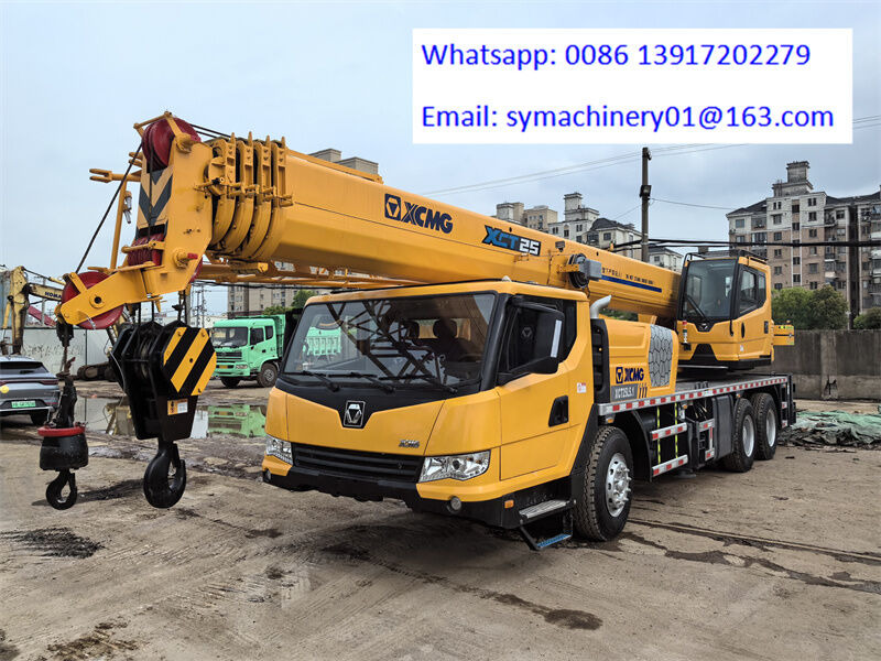 XCMG XCT25 QY25 QY50 QY70 - All terrain crane: picture 1 XCMG XCT25 QY25 QY50 QY70 - All terrain crane: picture 1