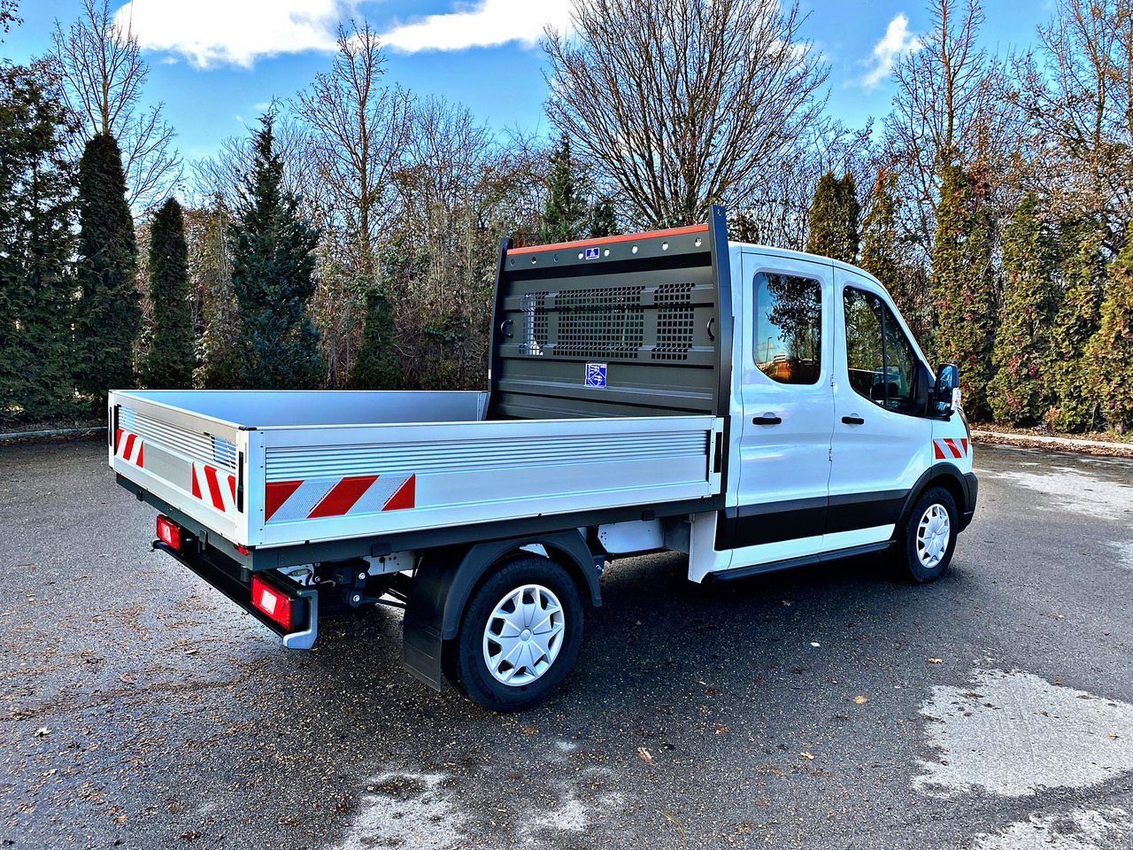 FORD Pritsche 350L2 DoKa|Trend|Garantie bis 08.27|19% - Flatbed van: picture 3 FORD Pritsche 350L2 DoKa|Trend|Garantie bis 08.27|19% - Flatbed van: picture 3