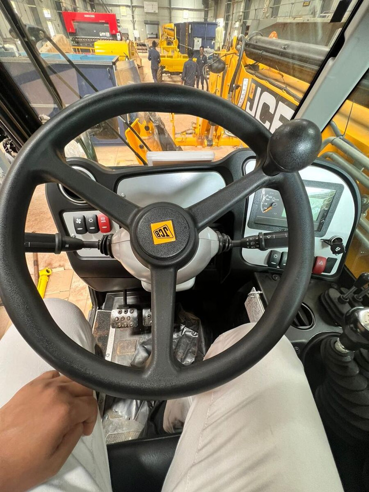 New JCB 530-110 telehandler - Telescopic handler: picture 5 New JCB 530-110 telehandler - Telescopic handler: picture 5