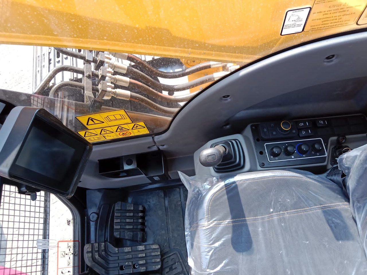 New JCB JS 200 tracked excavator - Crawler excavator: picture 5 New JCB JS 200 tracked excavator - Crawler excavator: picture 5