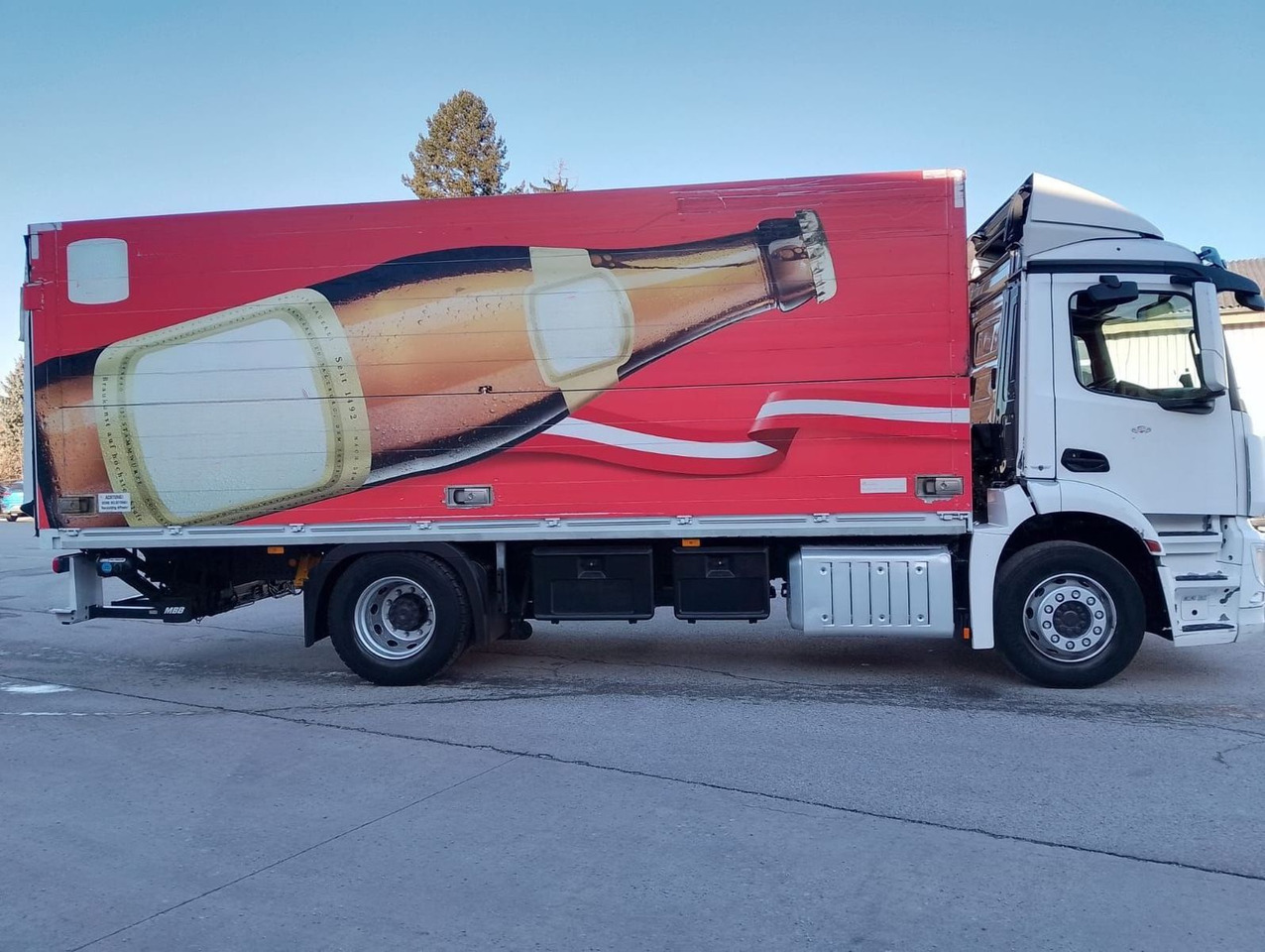 Mercedes-Benz ANTOS 18 30| Getränkew.| Klima| Luftgef| EZ 2014 - Beverage truck: picture 5 Mercedes-Benz ANTOS 18 30| Getränkew.| Klima| Luftgef| EZ 2014 - Beverage truck: picture 5