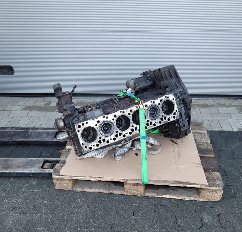 BLOK SILNIKA IVECO EUROCARGO E6 - Engine for Truck: picture 1 BLOK SILNIKA IVECO EUROCARGO E6 - Engine for Truck: picture 1