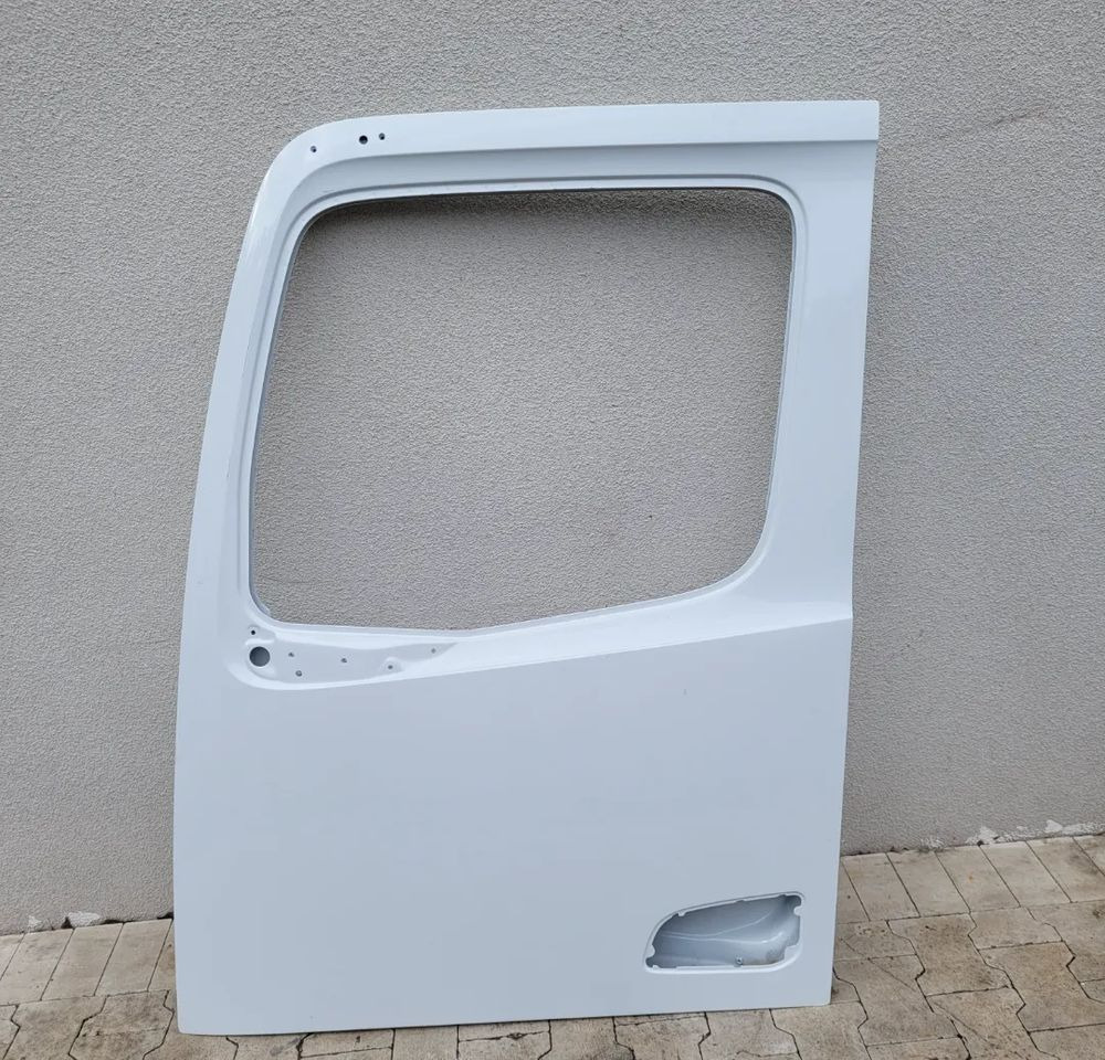 DRZWI ACTROS MP4 LEWE DUZA KABINA - Door and parts for Truck: picture 1 DRZWI ACTROS MP4 LEWE DUZA KABINA - Door and parts for Truck: picture 1