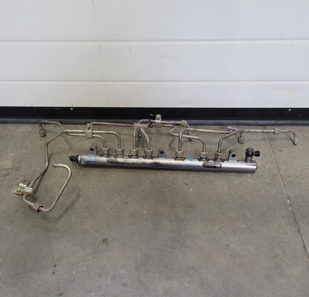 LISTWA WTRYSKOWA MAN TGS TGS E6 51.10311-6077 CHWALIM116 - Fuel system for Truck: picture 1 LISTWA WTRYSKOWA MAN TGS TGS E6 51.10311-6077 CHWALIM116 - Fuel system for Truck: picture 1