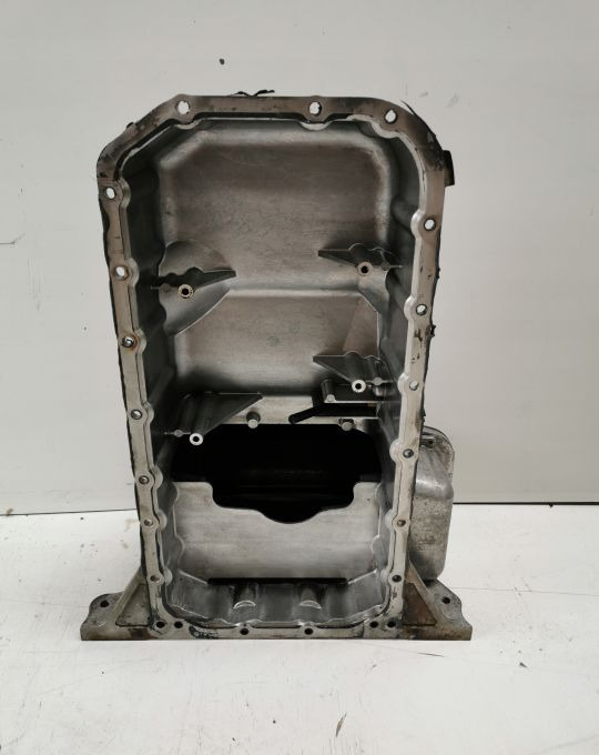 MISKA OLEJOWA MAXITY CABSTAR 3.0 DXI ZD3 - Oil pan for Truck: picture 2 MISKA OLEJOWA MAXITY CABSTAR 3.0 DXI ZD3 - Oil pan for Truck: picture 2